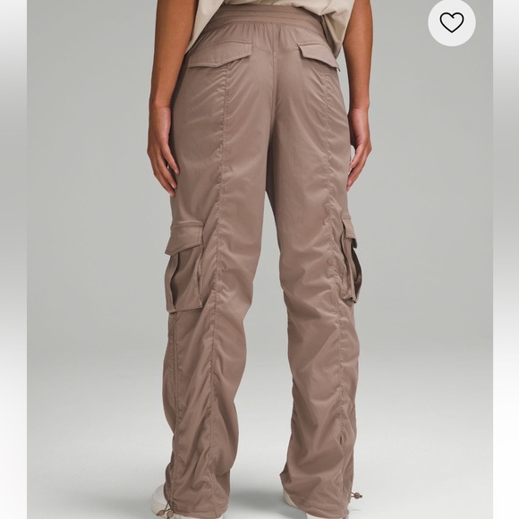 NWT Size M Lululemon Dance Studio Relaxed- Fit MR Cargo Pant- Taupetastic - Picture 5 of 5